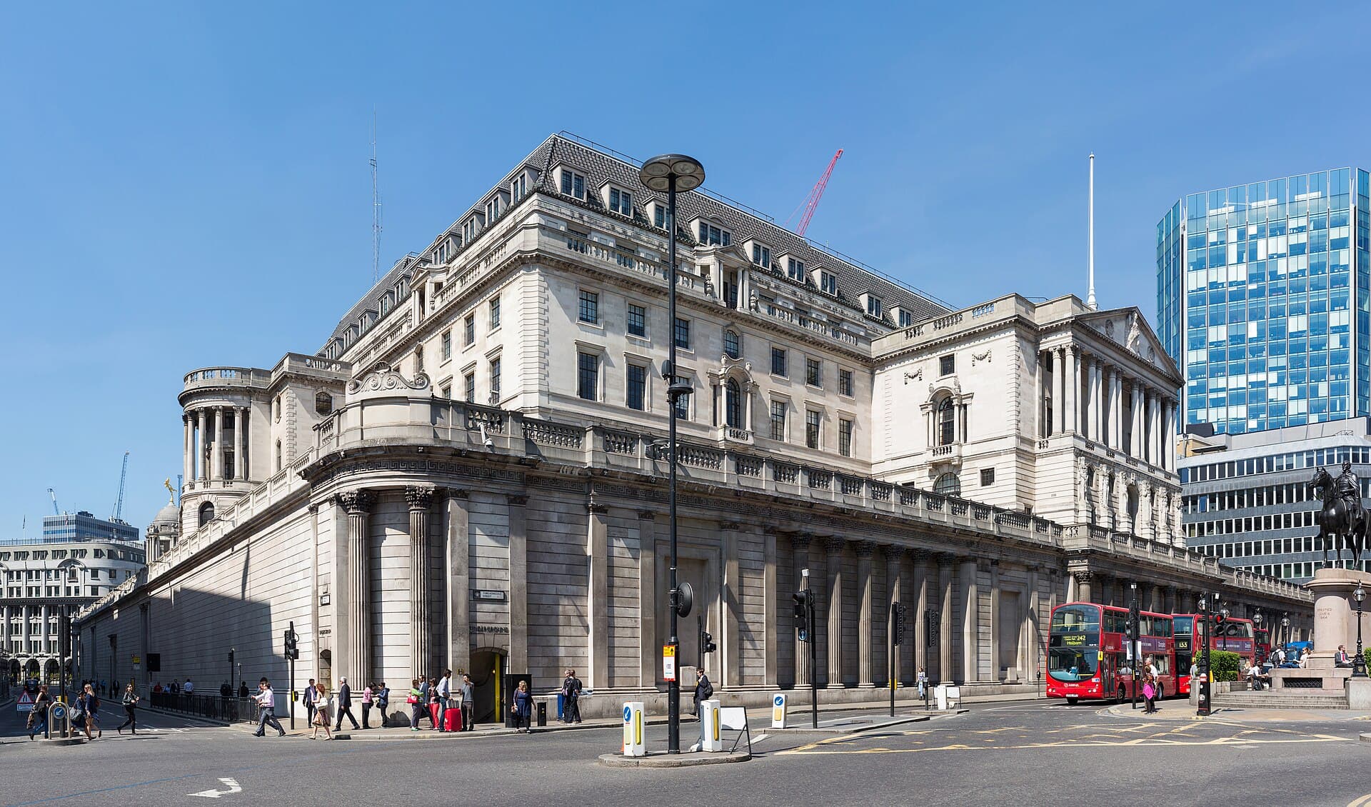 Bitcoin flat near $76,000 as Bank of England holds rates at 3.75%
